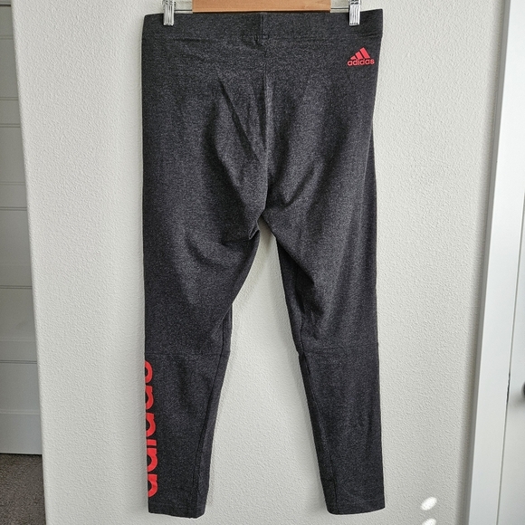 Adidas‎ Gray Leggings with Red Logo - Picture 2 of 7